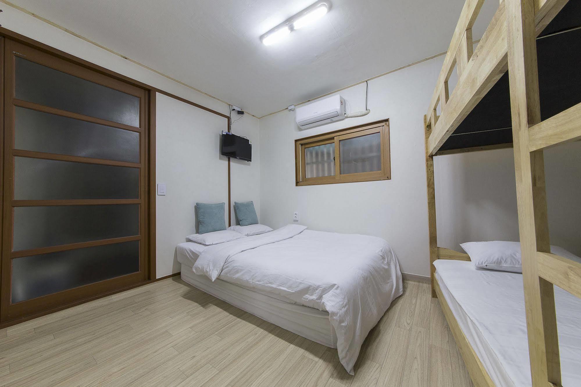 K-Seoul Guesthouse Екстер'єр фото